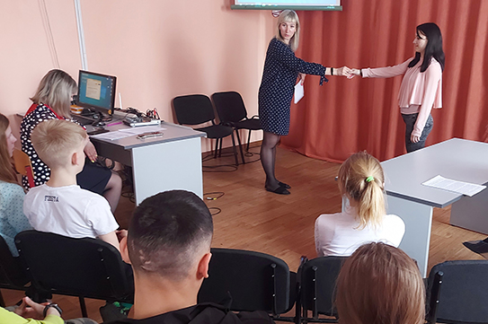 Полицейские и общественники призвали анжерских школьников делать правильный выбор Полицейские и общественники призвали анжерских школьников делать правильный выбор