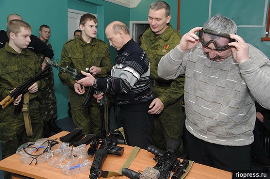 В Анжеро-Судженске прошло торжество в честь Дня сотрудника безопасности В Анжеро-Судженске прошло торжество в честь Дня сотрудника безопасности
